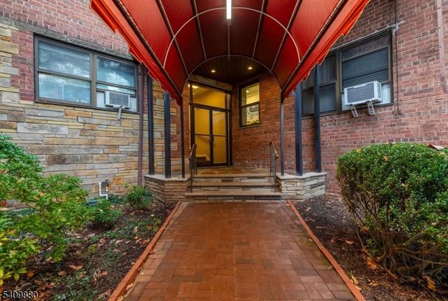 130 Orient Way 3D, Rutherford Boro, NJ 07070