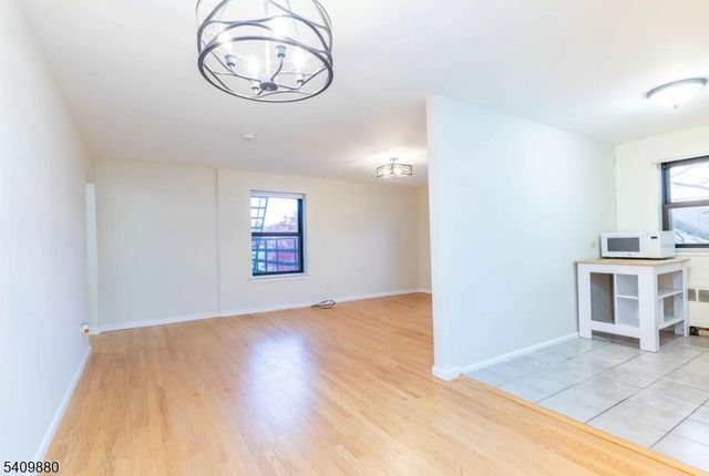 130 Orient Way 3D, Rutherford Boro, NJ 07070