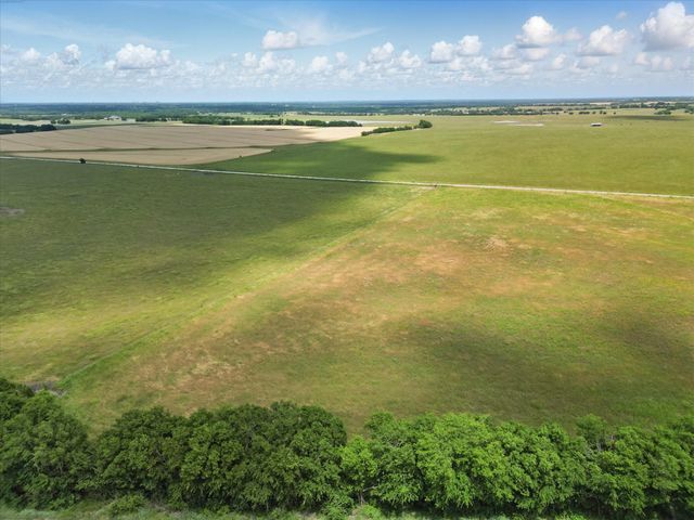 6512 County Road 1050, Celeste, TX 75423
