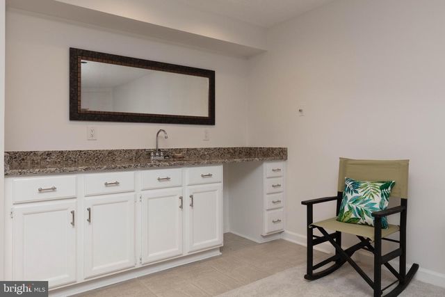 6304 CHAUCER VIEW CIR, Alexandria, VA 22304