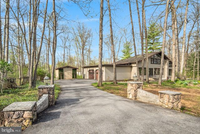 10 LINCOLN DR, East Berlin, PA 17316