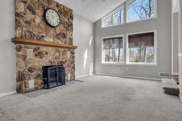 10 LINCOLN DR, East Berlin, PA 17316