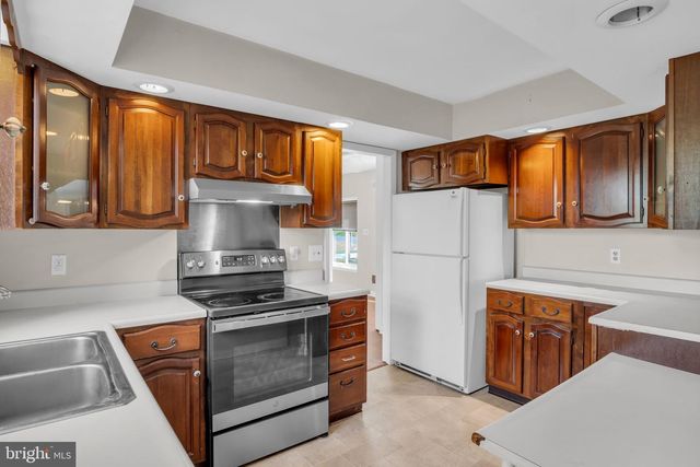 10 LINCOLN DR, East Berlin, PA 17316