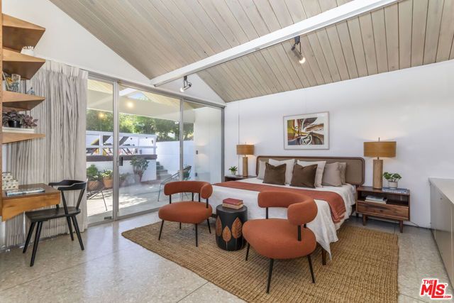 8554 Day Street, Sunland (los Angeles), CA 91040