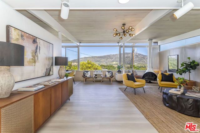 8554 Day Street, Sunland (los Angeles), CA 91040