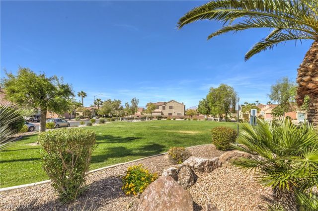 258 Casa Robles Street, Henderson, NV 89012