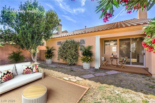 258 Casa Robles Street, Henderson, NV 89012