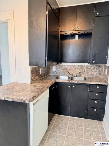 4824 Webster Street, Omaha, NE 68132