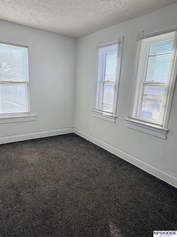 4824 Webster Street, Omaha, NE 68132