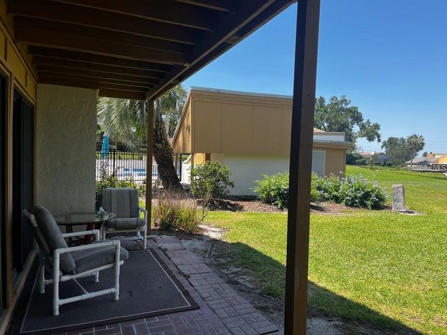 1051 S HIGHLAND STREET 6B, Mount Dora, FL 32757