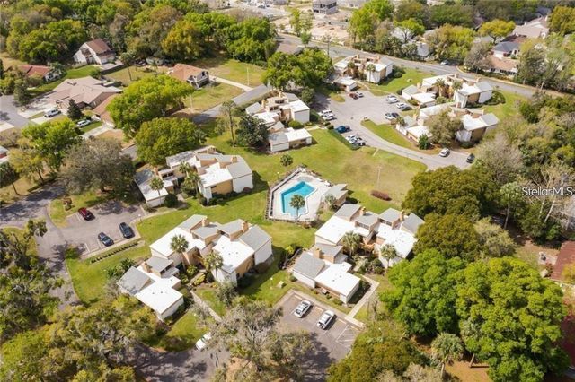 1051 S HIGHLAND STREET 6B, Mount Dora, FL 32757