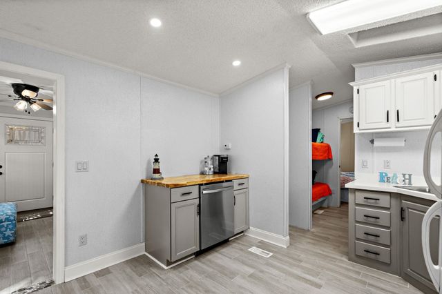 6001 - 1440 S Kings Hwy., Myrtle Beach, SC 29575