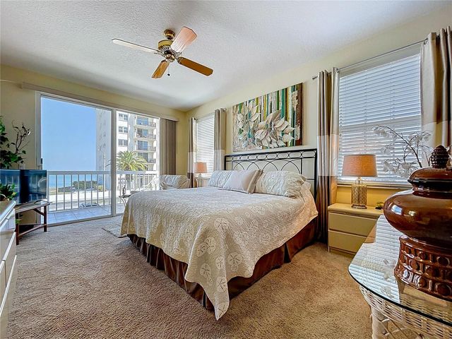 7 ISLAND PARK PLACE 204, Dunedin, FL 34698