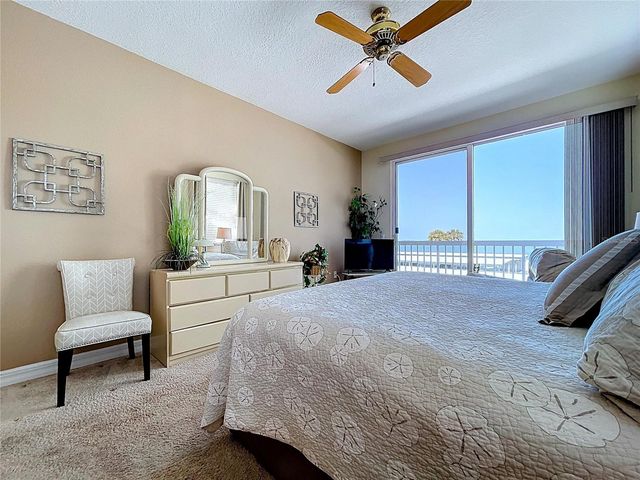 7 ISLAND PARK PLACE 204, Dunedin, FL 34698