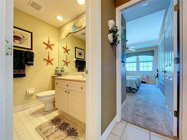 7 ISLAND PARK PLACE 204, Dunedin, FL 34698