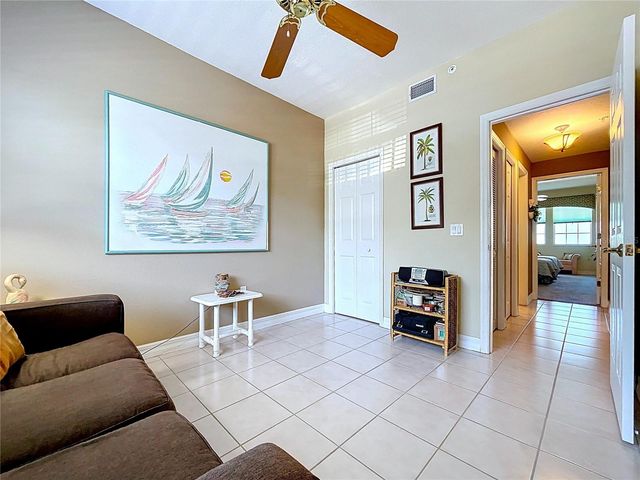 7 ISLAND PARK PLACE 204, Dunedin, FL 34698