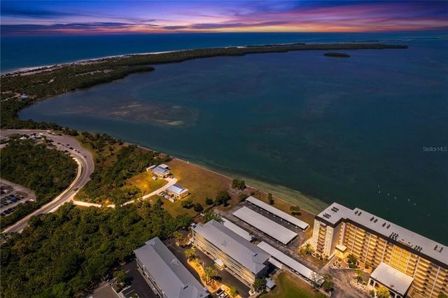 7 ISLAND PARK PLACE 204, Dunedin, FL 34698