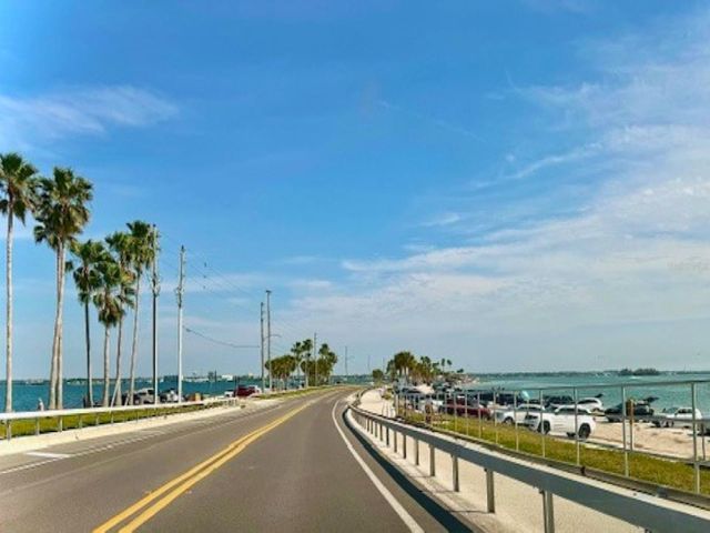 7 ISLAND PARK PLACE 204, Dunedin, FL 34698