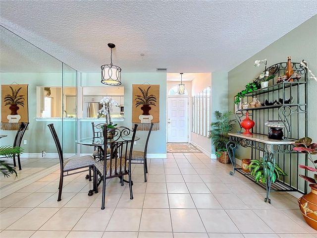 7 ISLAND PARK PLACE 204, Dunedin, FL 34698