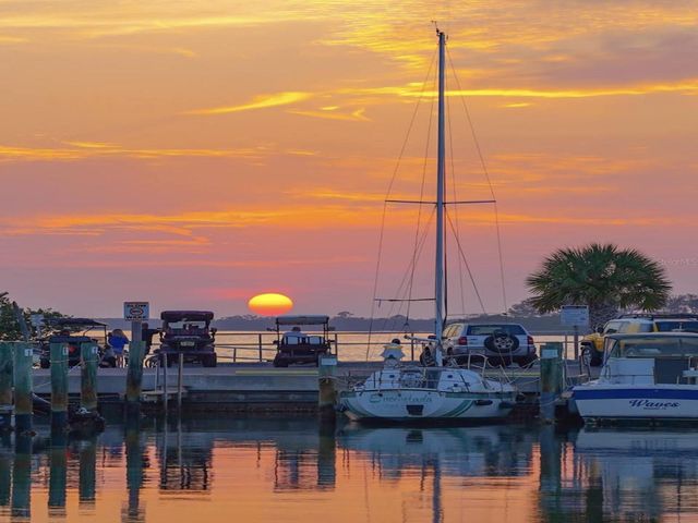 7 ISLAND PARK PLACE 204, Dunedin, FL 34698