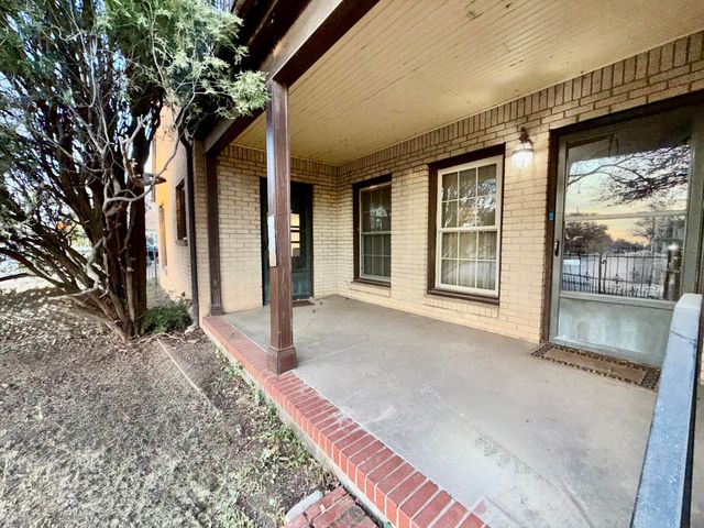 2323 20th Street, Lubbock, TX 79411