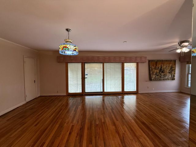 2323 20th Street, Lubbock, TX 79411