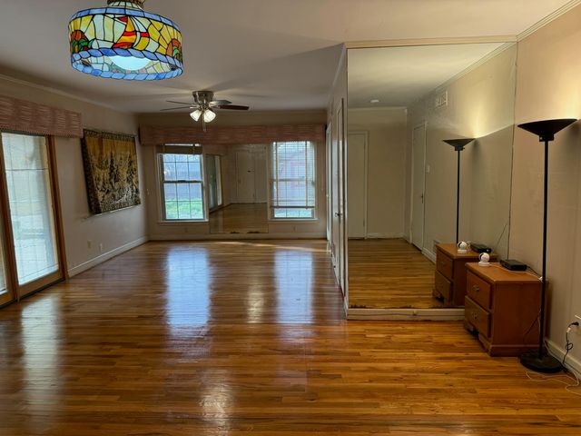 2323 20th Street, Lubbock, TX 79411