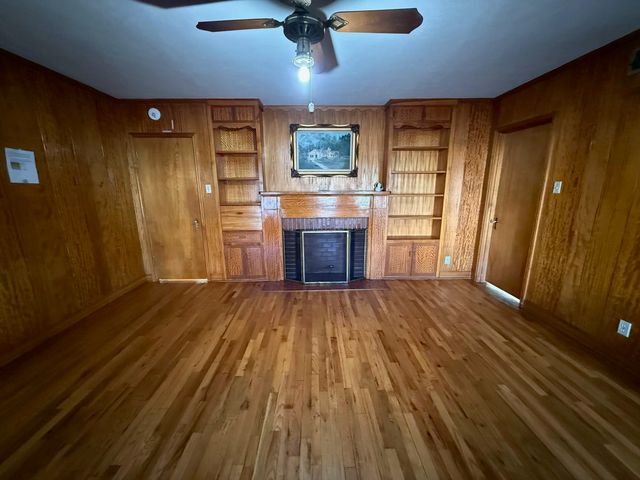 2323 20th Street, Lubbock, TX 79411