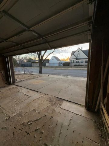 2323 20th Street, Lubbock, TX 79411