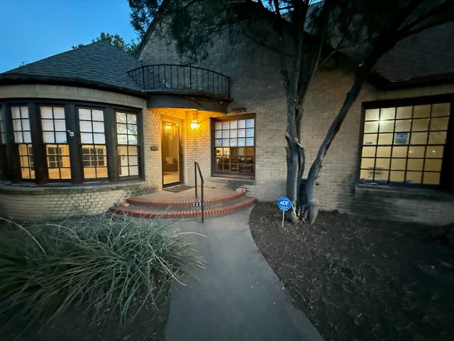 2323 20th Street, Lubbock, TX 79411