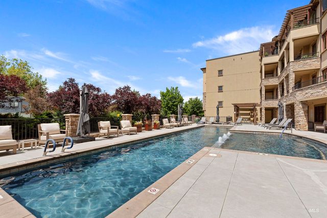 3005 Crescent Rim Dr #302, Boise, ID 83706