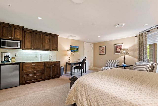 3005 Crescent Rim Dr #302, Boise, ID 83706