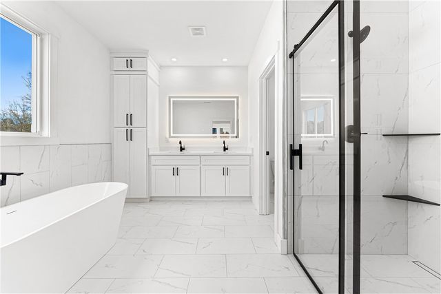 2921 Old Greenville Highway, Central, SC 29630