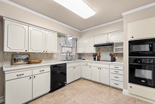 1830 Pleasant Run Road, Carrollton, TX 75006