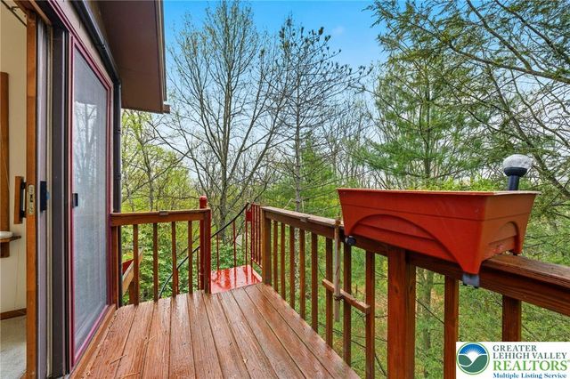 131 Wilson Court, Chestnuthill Twp, PA 18353