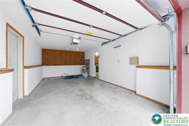131 Wilson Court, Chestnuthill Twp, PA 18353