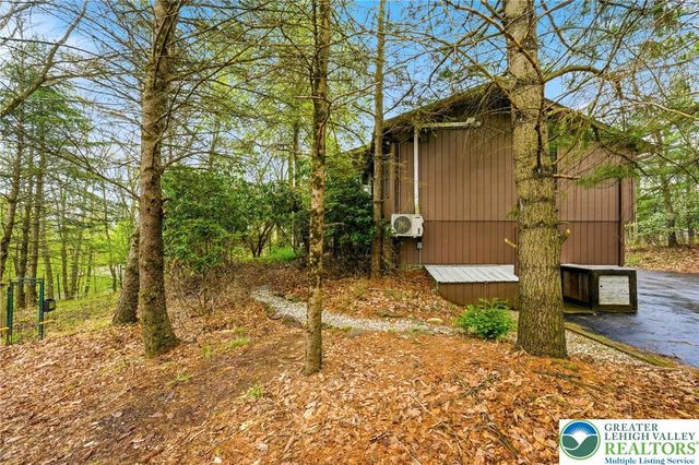 131 Wilson Court, Chestnuthill Twp, PA 18353
