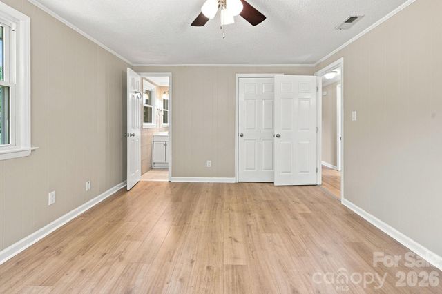 1021 S Caldwell Avenue, Newton, NC 28658
