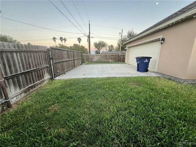 2501 S Louisiana Avenue, Weslaco, TX 78596