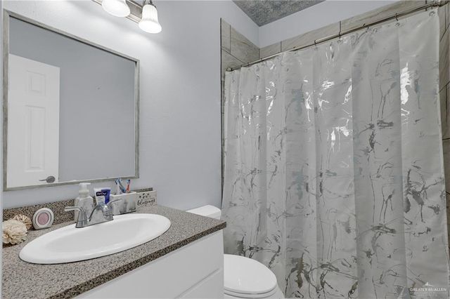 2501 S Louisiana Avenue, Weslaco, TX 78596