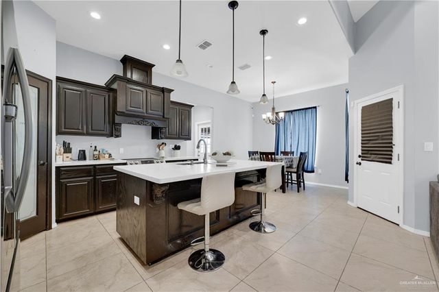 2501 S Louisiana Avenue, Weslaco, TX 78596