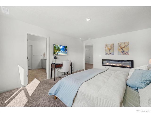 242 Swallow Road, Johnstown, CO 80534