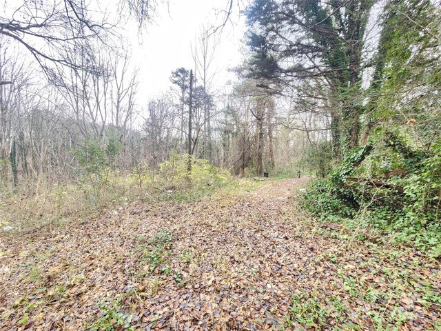 0000 4th Street SW, Hickory, NC 28602