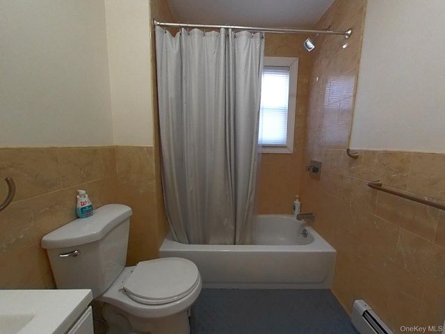 9915 202nd Street, Hollis, NY 11423