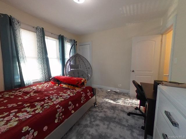 9915 202nd Street, Hollis, NY 11423