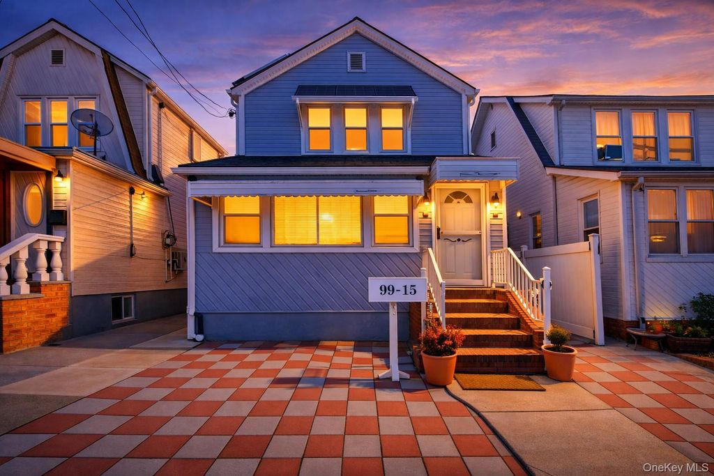 9915 202nd Street, Hollis, NY 11423