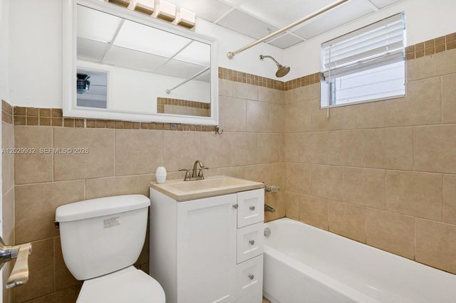 1014 Salzedo St 211, Coral Gables, FL 33134