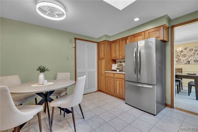 28 Bragg Court, Amherst, NY 14221