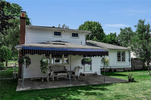 28 Bragg Court, Amherst, NY 14221