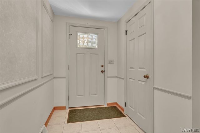 28 Bragg Court, Amherst, NY 14221